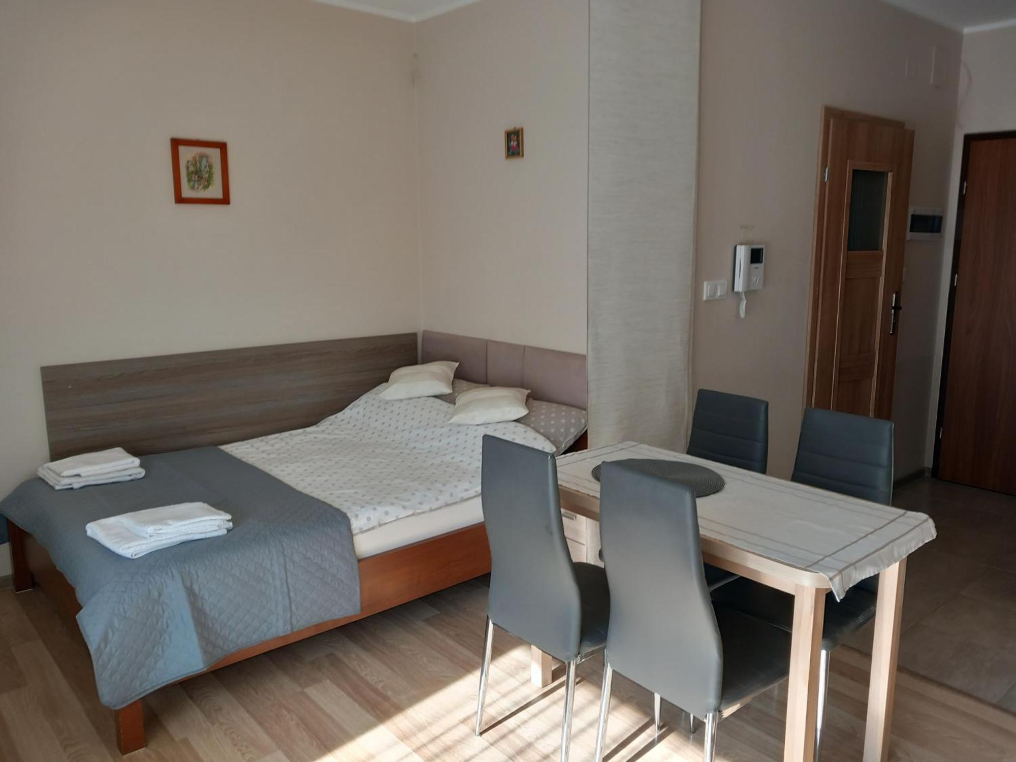 Apartament Jelenia Gora - Cieplice Exterior photo