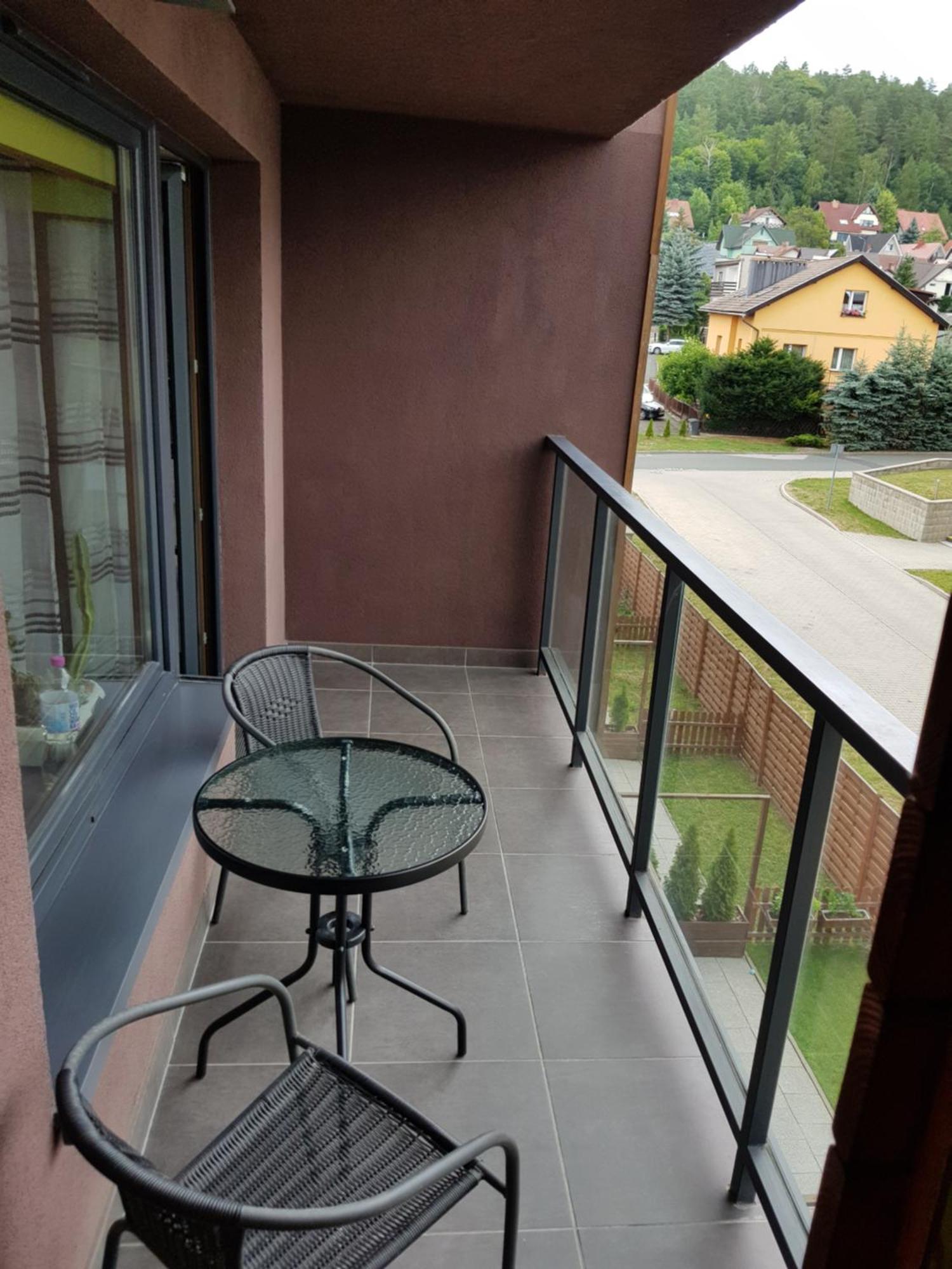 Apartament Jelenia Gora - Cieplice Exterior photo